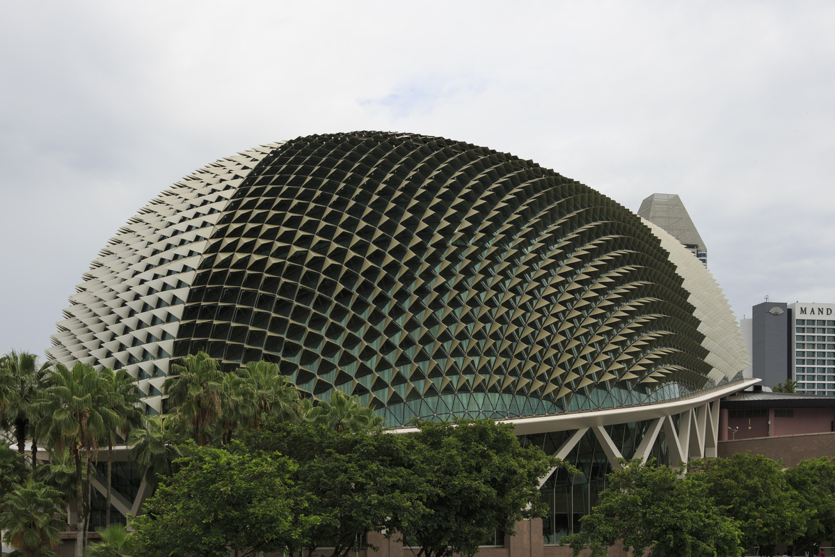 101_Worlds_Best_Modern_Architecture_Buildings_Esplanade_Theatres_Neuroject_20.jpg