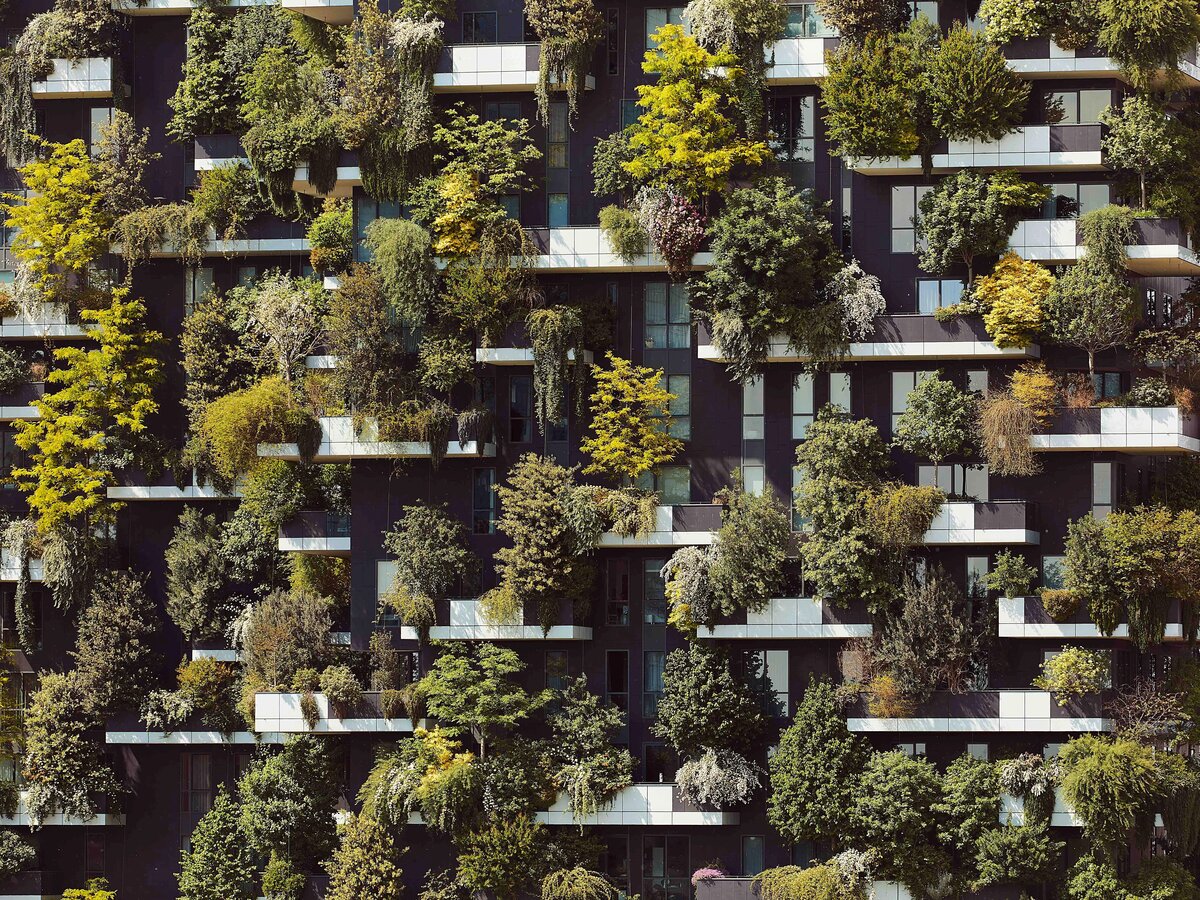 Top_7_Green_Architecture_Project_One_Central_Bosco_Verticale.jpg