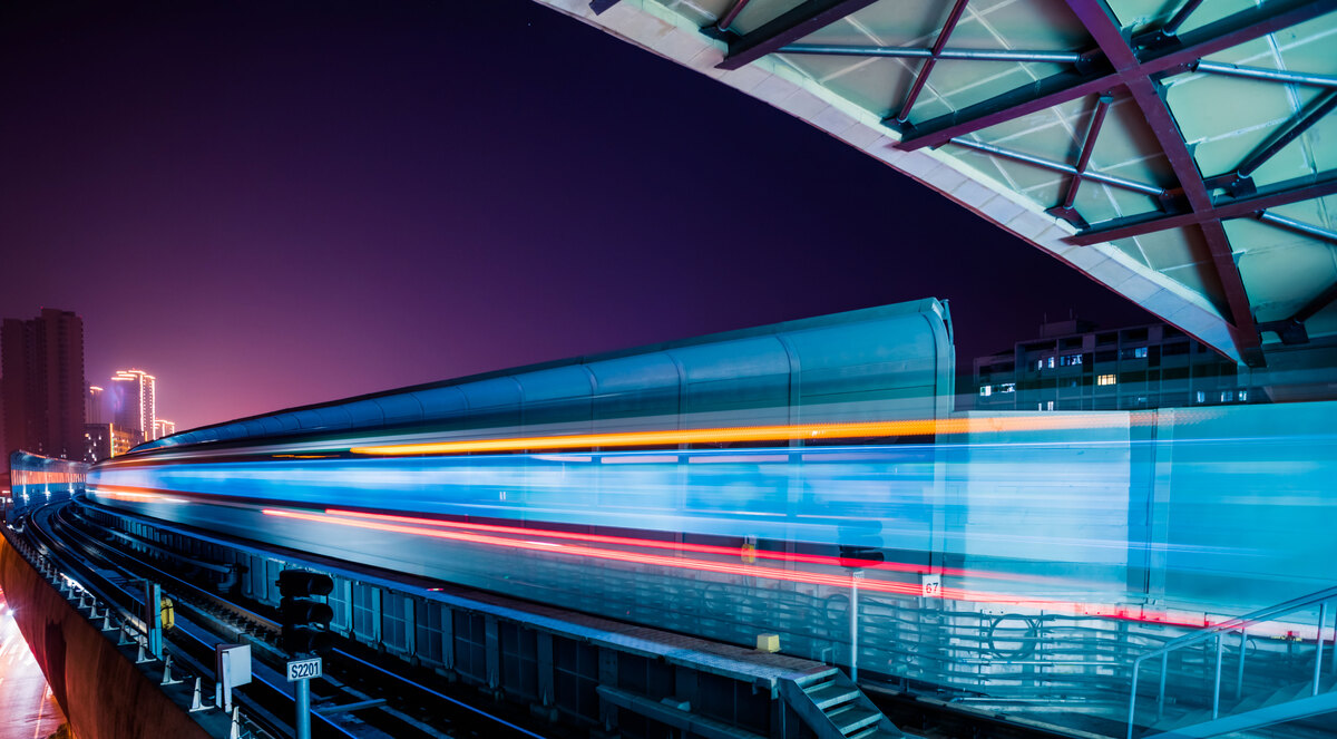 Empty-Railroad-Platform-IoT-in -Railway