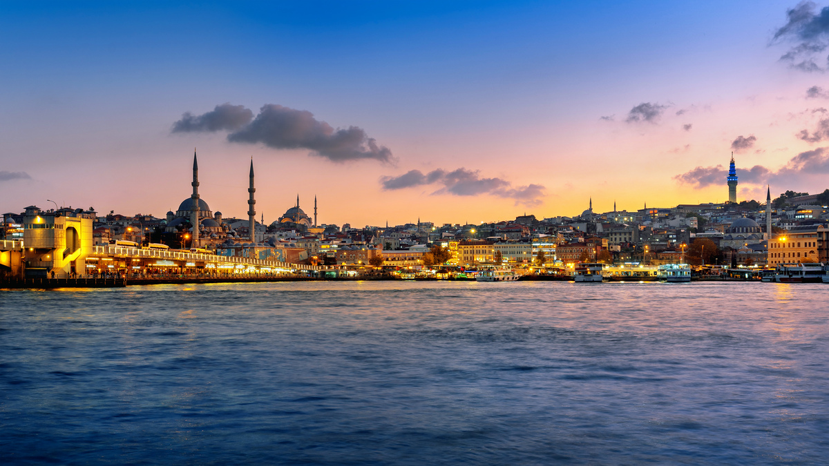 panoramic-istanbul-city-twilight-turkey-Commercial-Project-in-Turkey