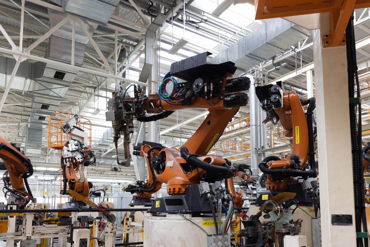 photo-automobile-production-line-welding-car-body-modern-car-assembly-plant-auto-industry-Futuristic-Construction