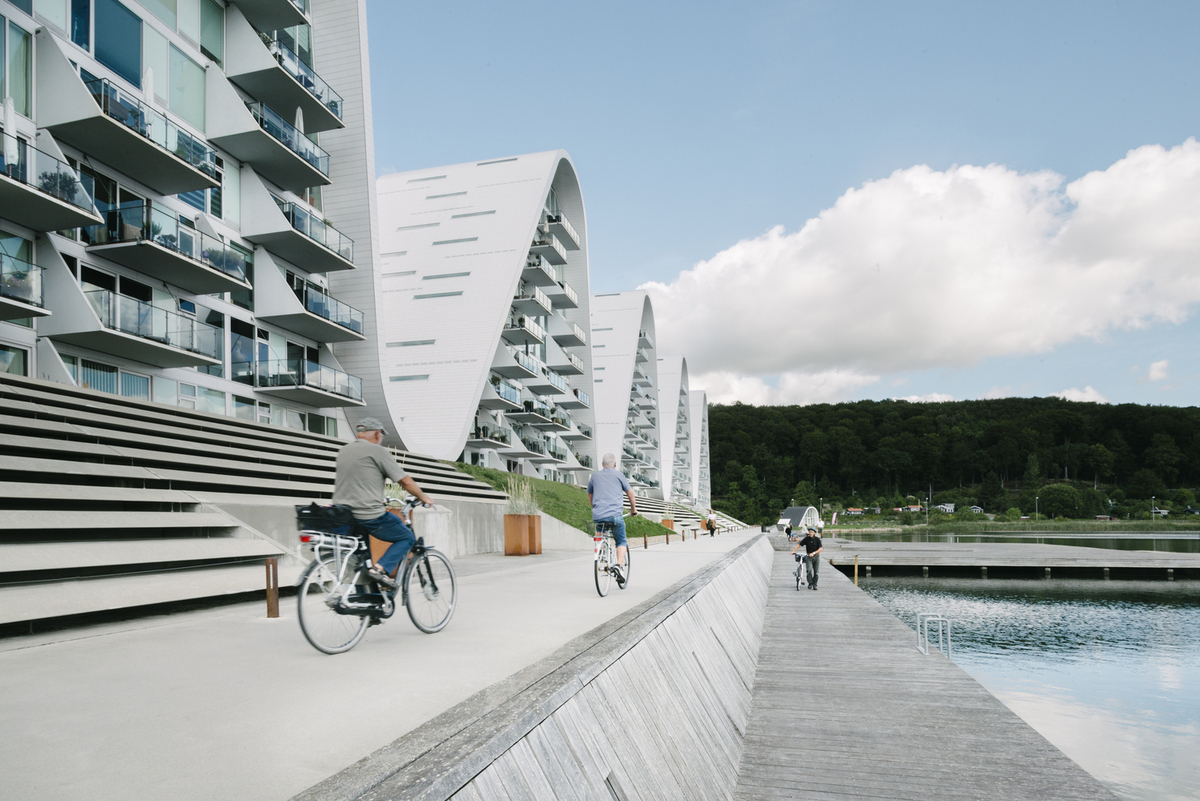 Construction-Project-in-Denmark-The-Wave