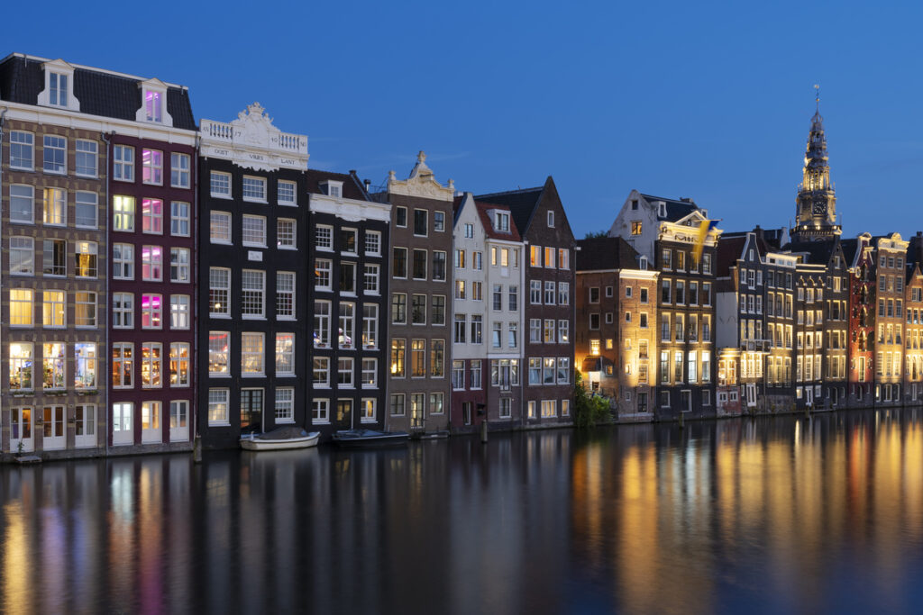 view-famous-place-amsterdam-Construction-Company-in-Netherlands