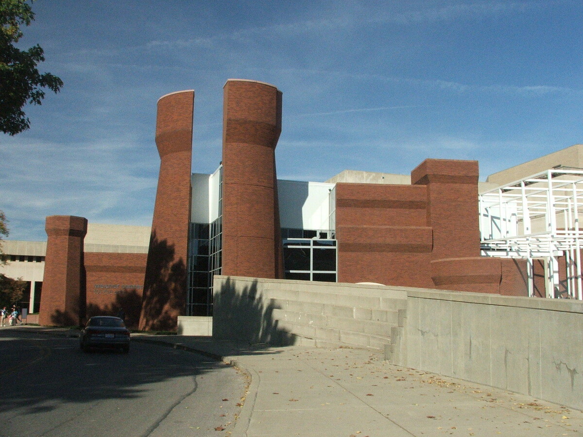 Famous-architects-Peter-Eisenman-Wexner-Center-for-the-Arts