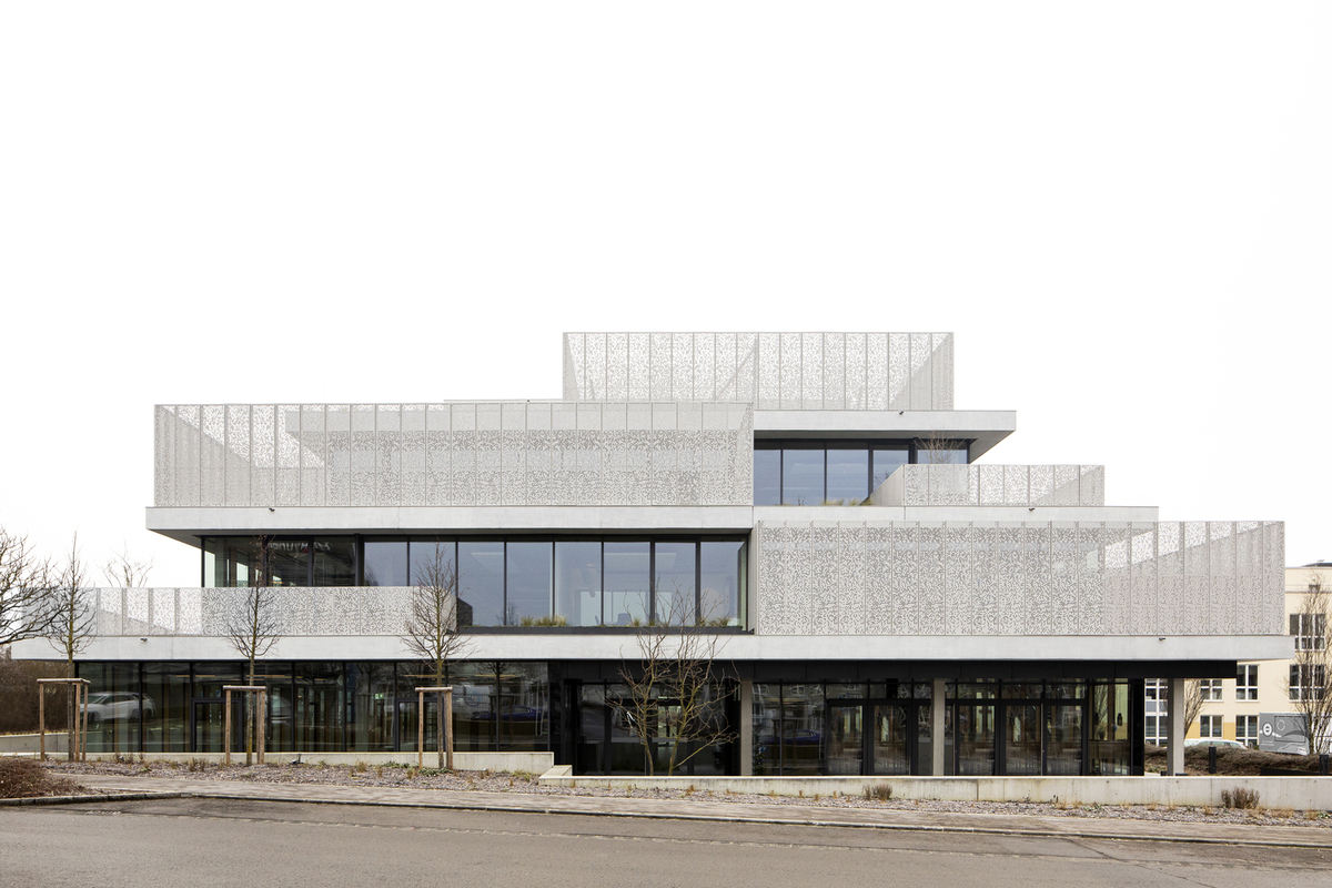 Commercial-Project-in-Luxembourg-Zeco2