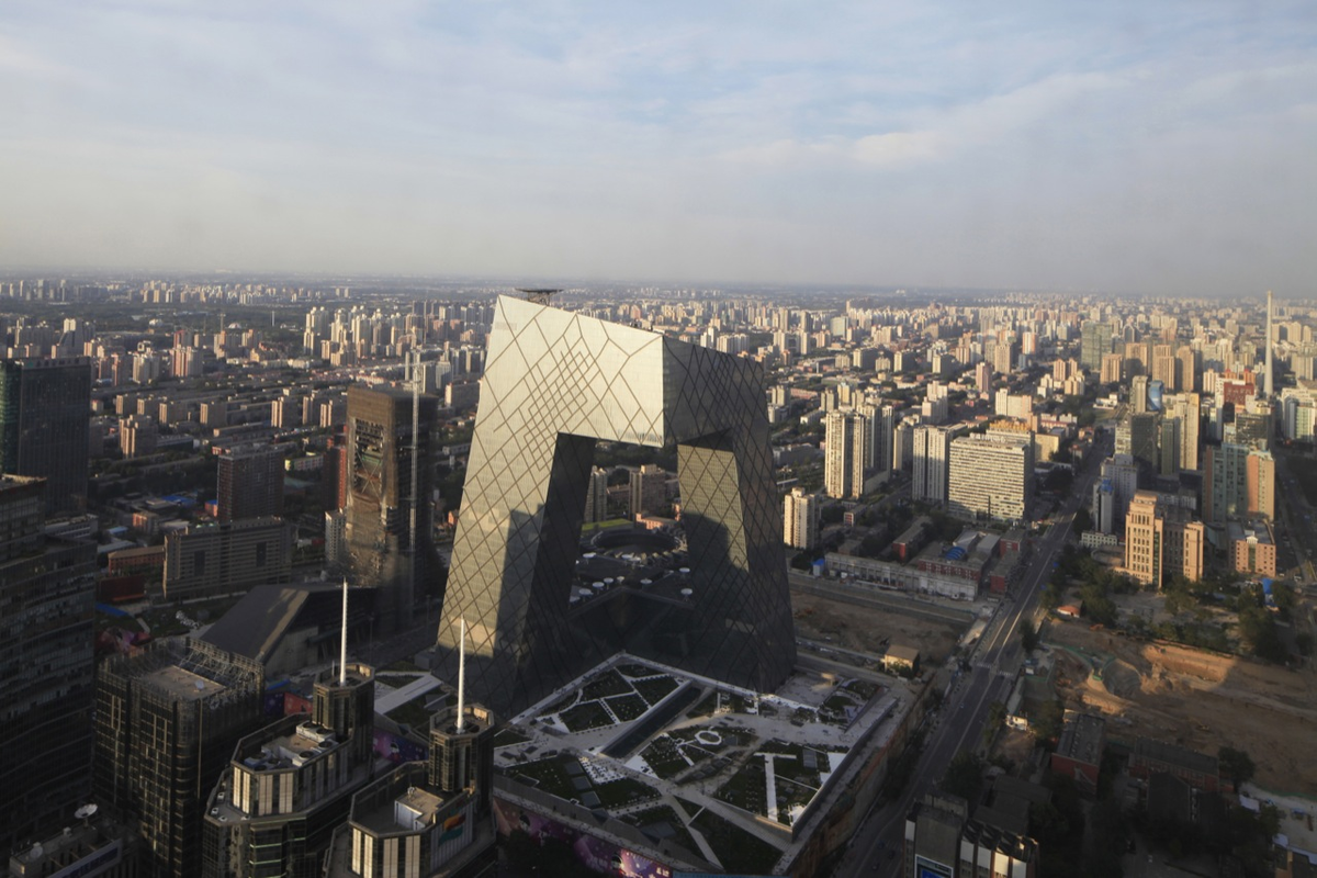 Contemporary-Architects-Rem-Koolhaas-cctv-headquarters-Neuroject