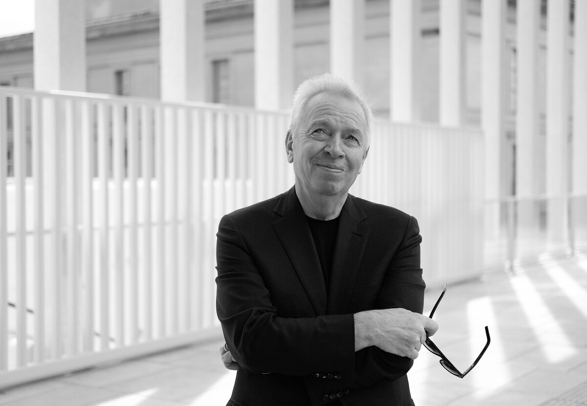 Contemporary-Architects-David-Chipperfield-Neuroject