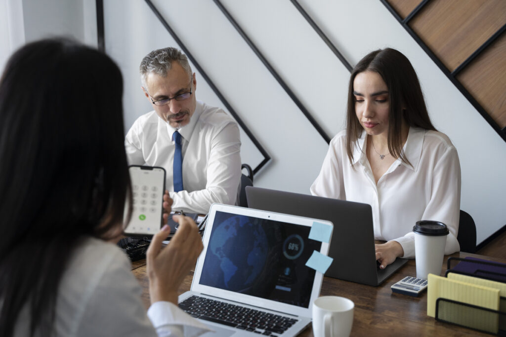 Top 7 Construction Workforce Management Software Solutions for 2025 ...