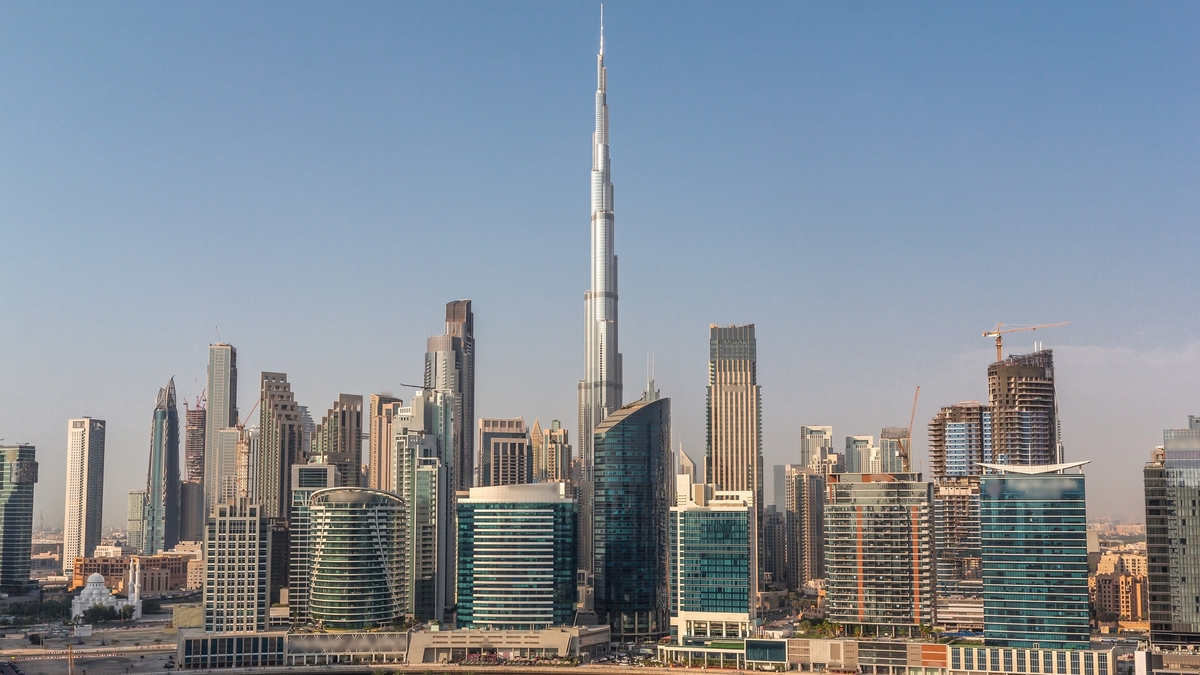 Construction-Projects-in-History-The-Burj-Khalifa-in-Dubai-Neuroject 