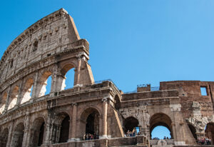 Construction-Projects-in-History-Colosseum-Rome-Italy-Neuroject