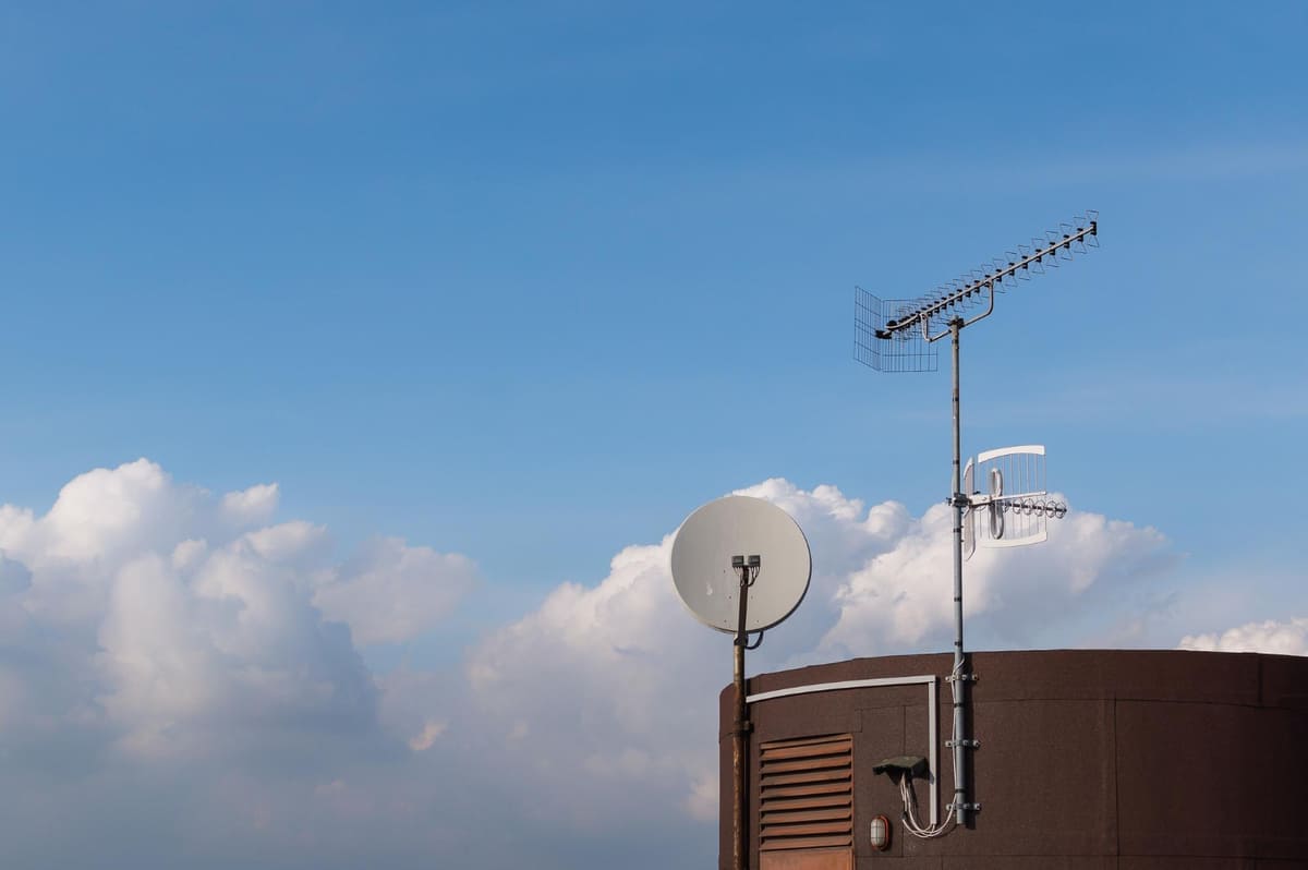 Read more about the article 5 Governments Rolling Out Construction-Site AQ Sensor Mandates (and the Platforms Used)