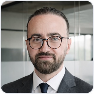 Vahid Namvari