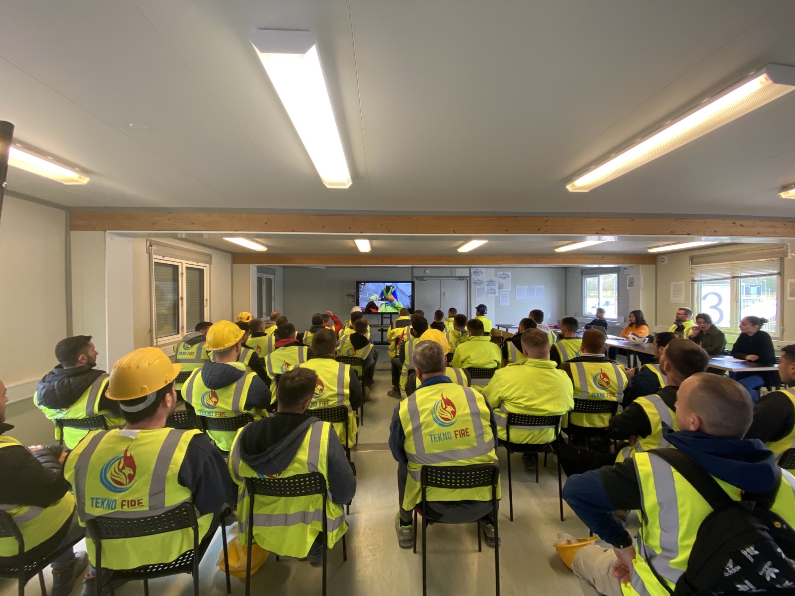 Safety briefing session for workers, New OUH